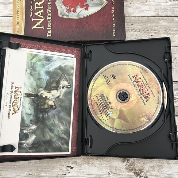 4/$25 The Chronicles of Narnia The Lion, the Witch and the Wardrobe (VERY GOOD) - Picture 4 of 5